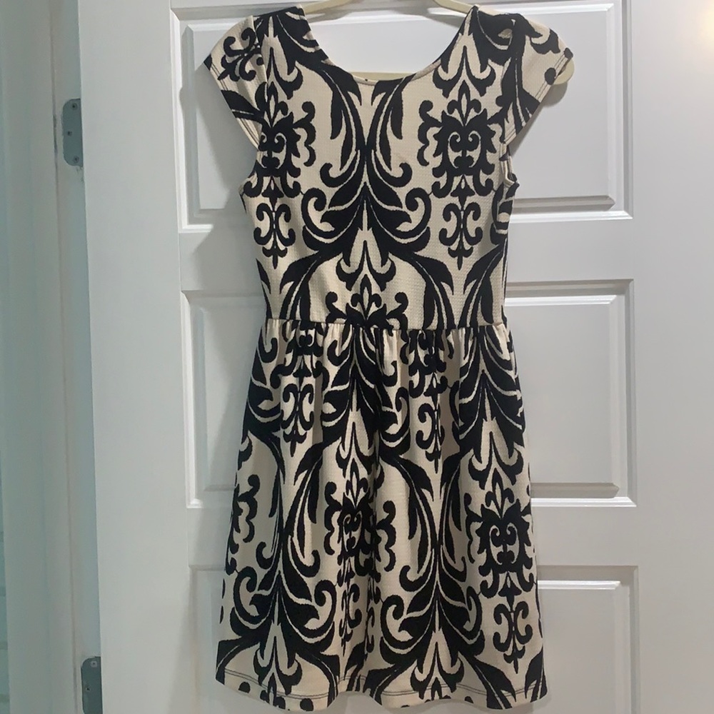 Black and White dress size medium